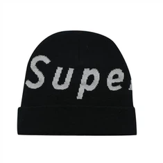 Mössastickad mössa