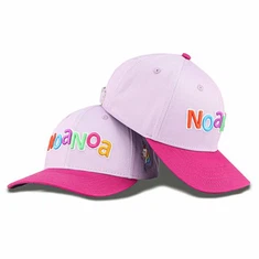 Rosa lila färgade bokstäver baseballmössa
